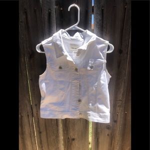 Cherokee extra large white denim vest